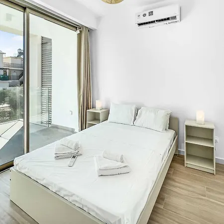 Villa Azure Seaview Garnet *